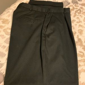 Men’s dress pants Black polyester Size 34 X 30